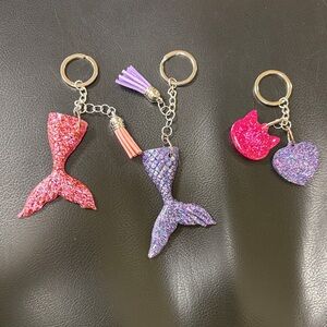 Glitter Mermaid Tail Keychain Set - Pink & Purple kitty Heart